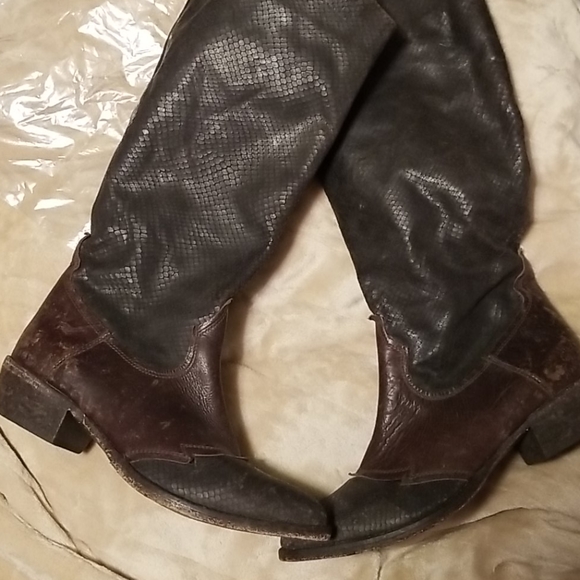 Free People x Matisse Gentry Distressed Leather Western Boots Snakeskin Embossed - Picture 2 of 13